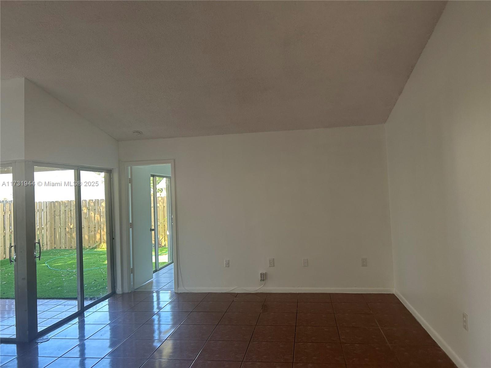 SIERRA RIDGE CONDO B - Residential