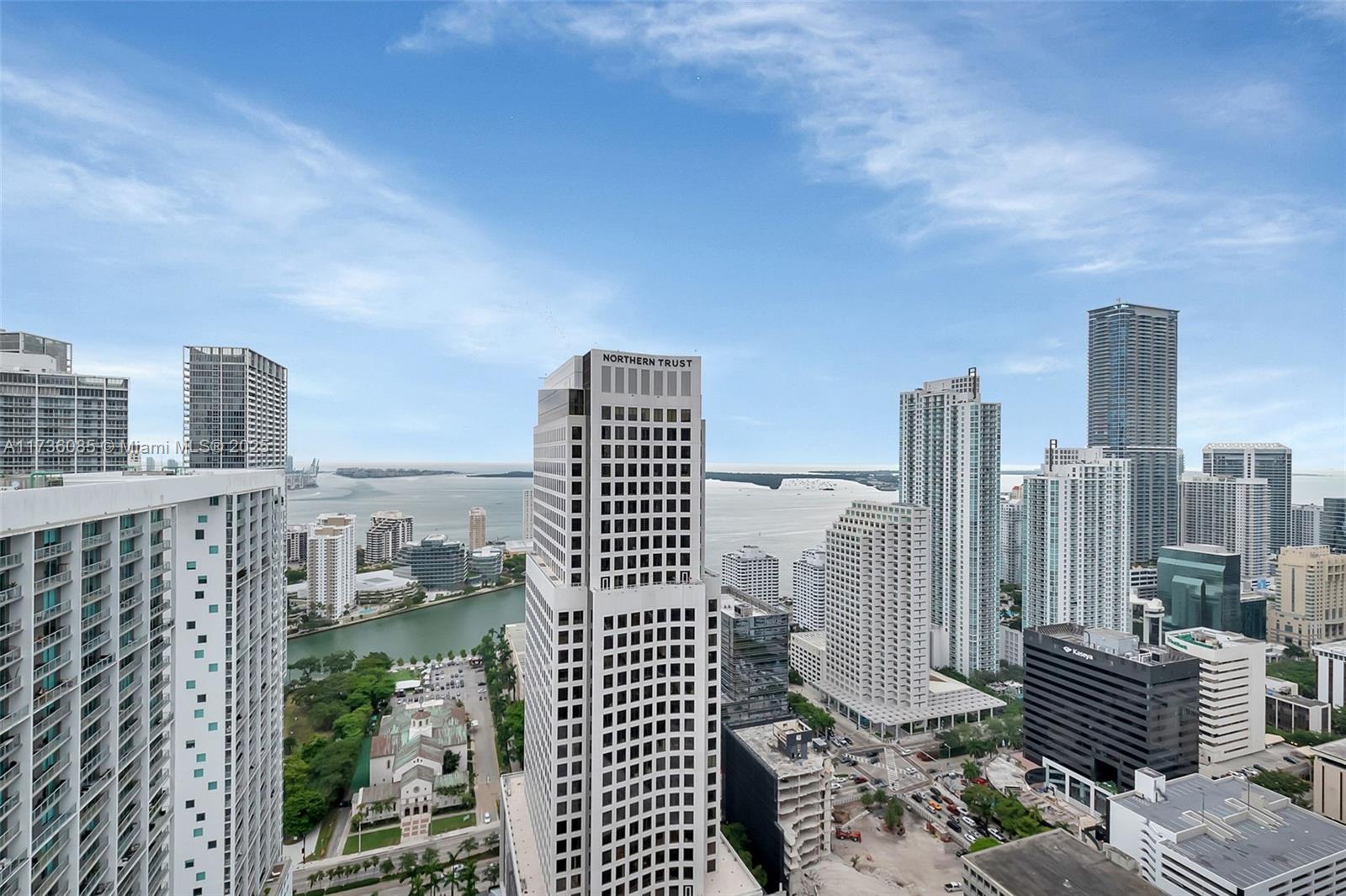 REACH CONDO - Residential