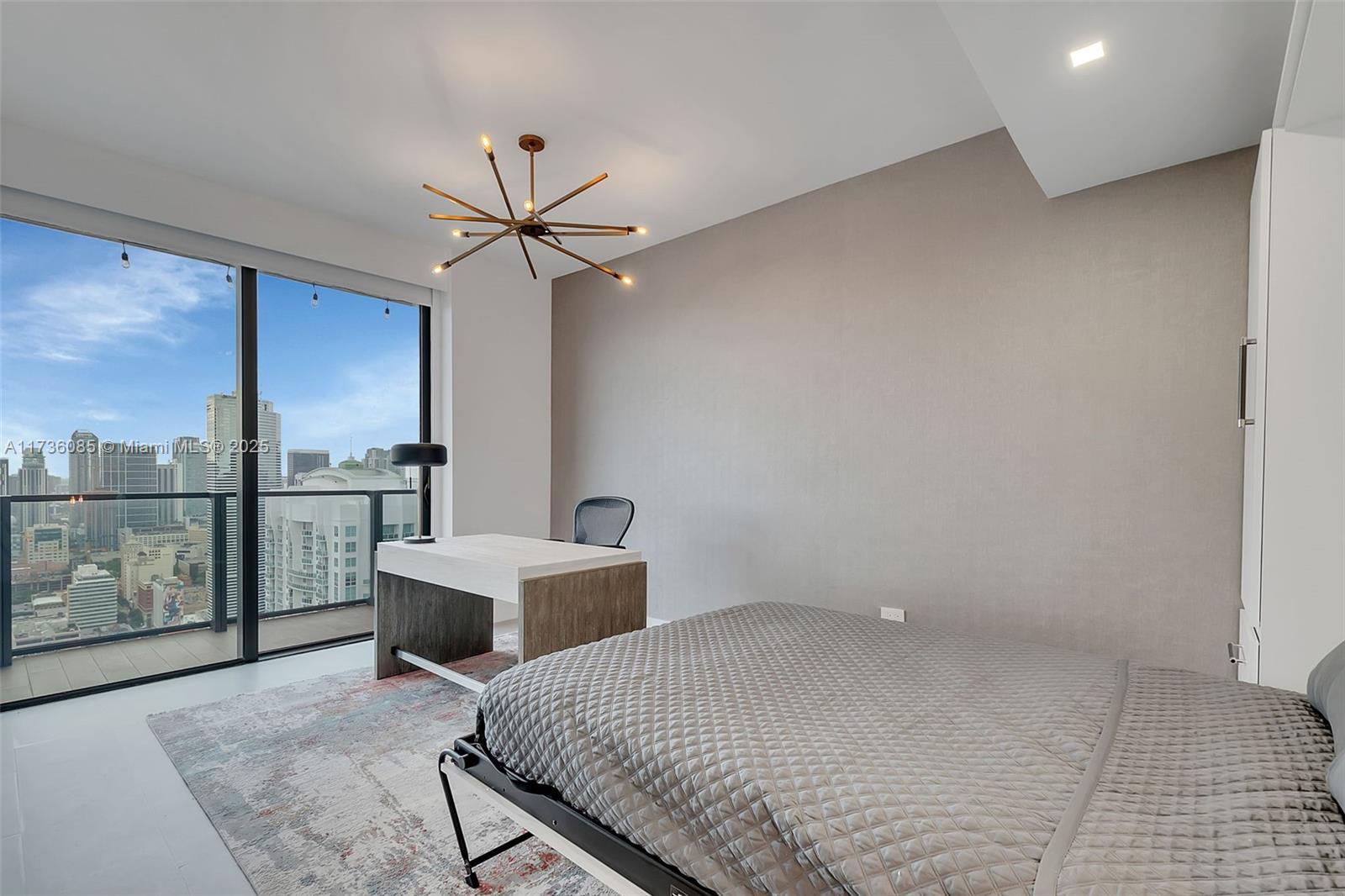 REACH CONDO - Residential