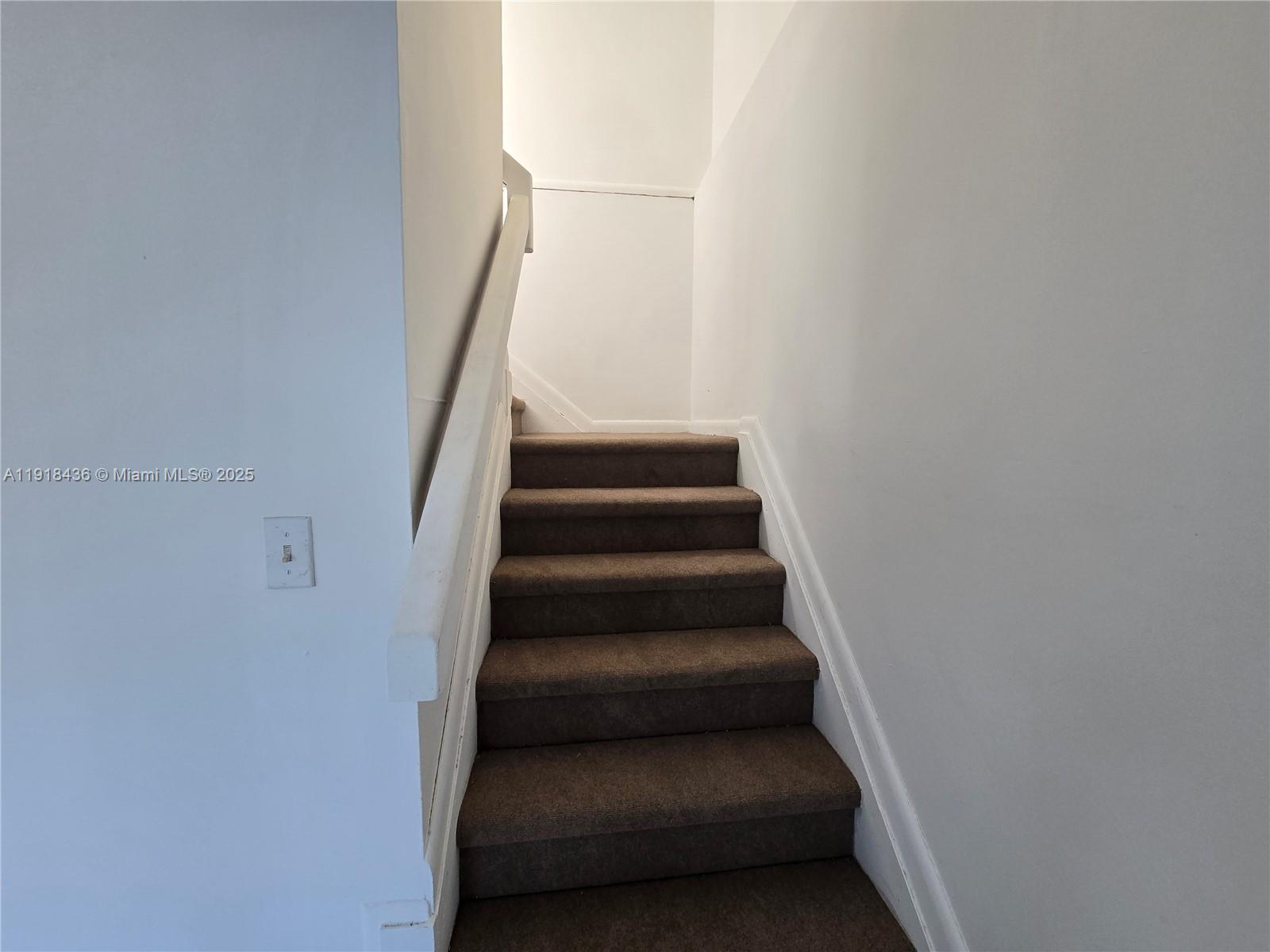 HABITAT II CONDO - Residential Lease