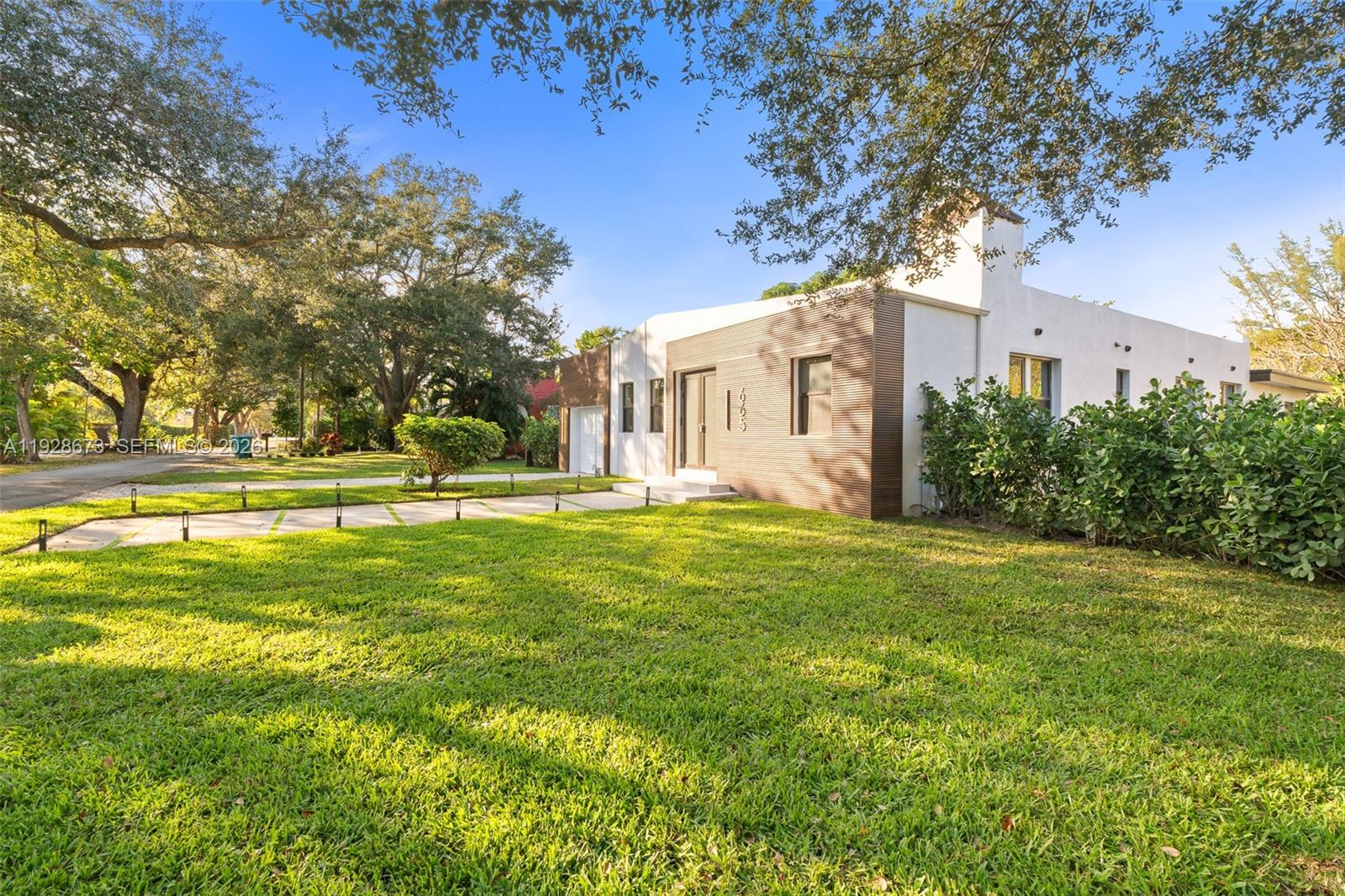 GRIFFING BISCAYNE PARK ES - Residential