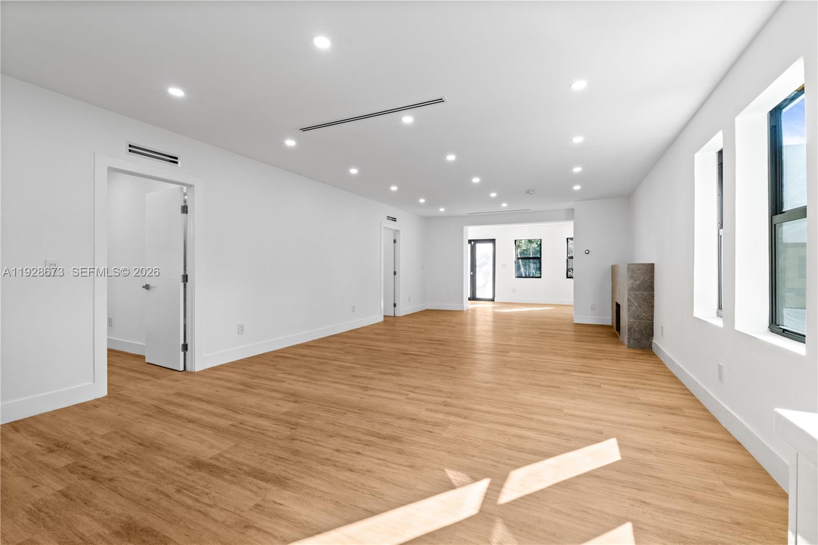 GRIFFING BISCAYNE PARK ES - Residential