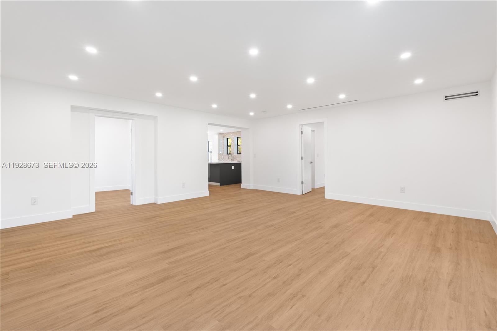 GRIFFING BISCAYNE PARK ES - Residential
