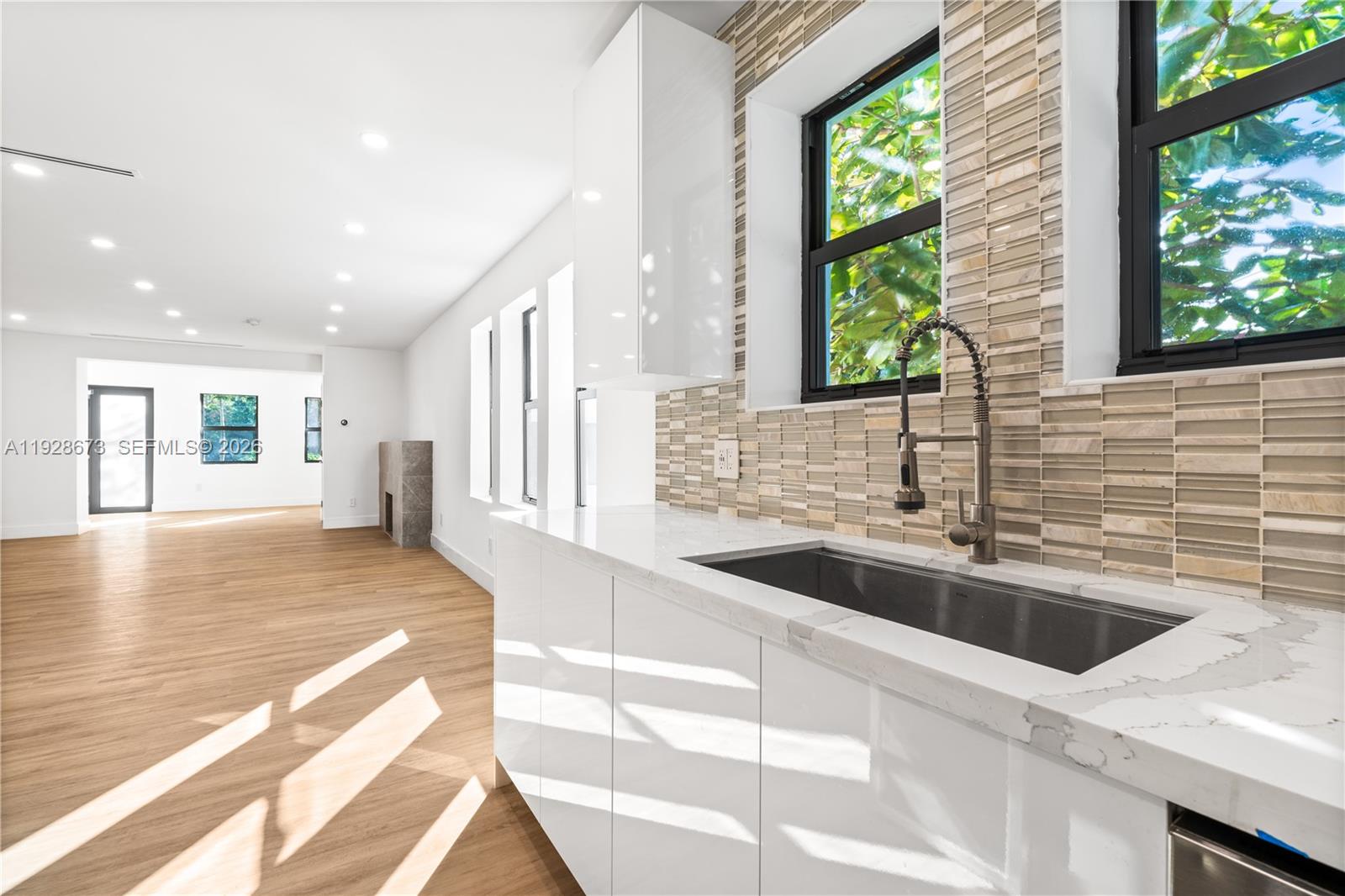 GRIFFING BISCAYNE PARK ES - Residential