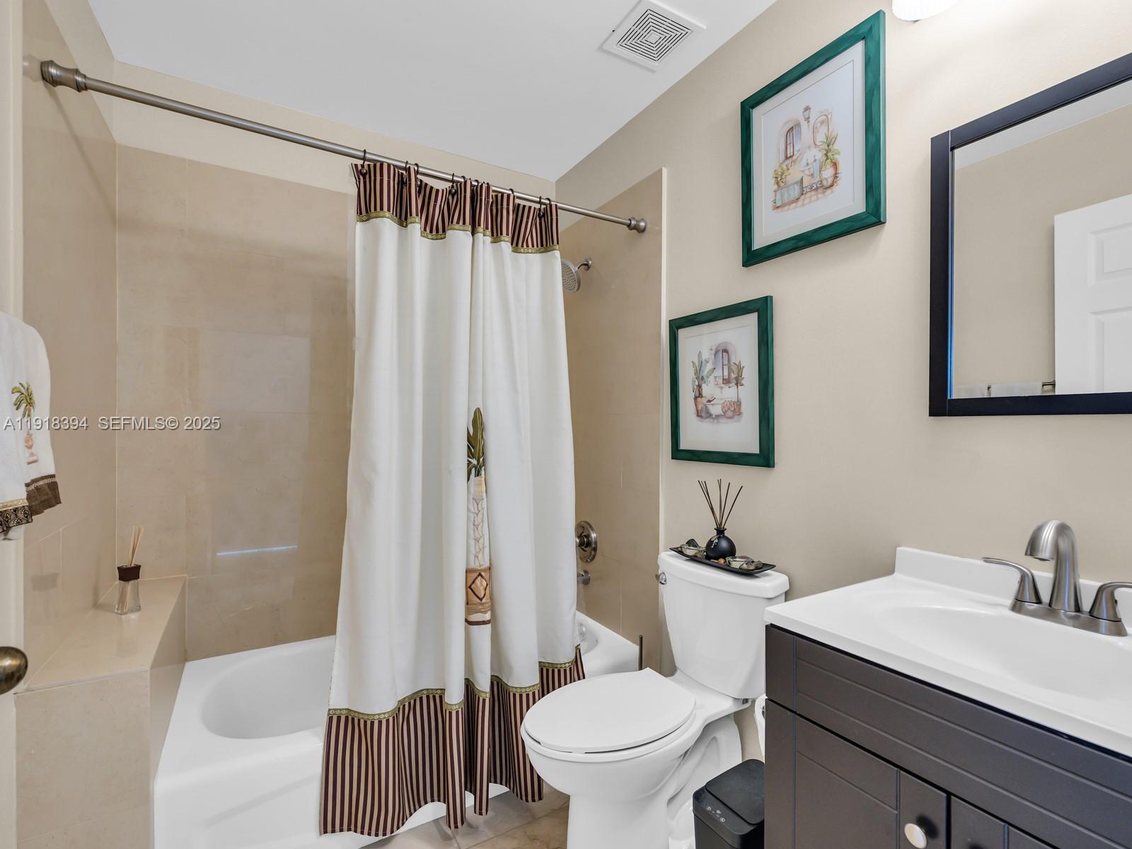 SECTOR 2-PARCELS 9 & 10 - Residential