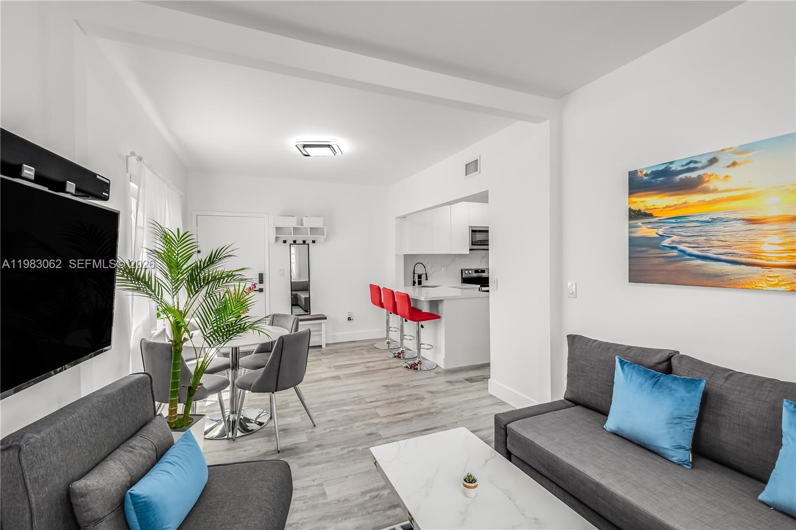 750 Pennsylvania Ave 6