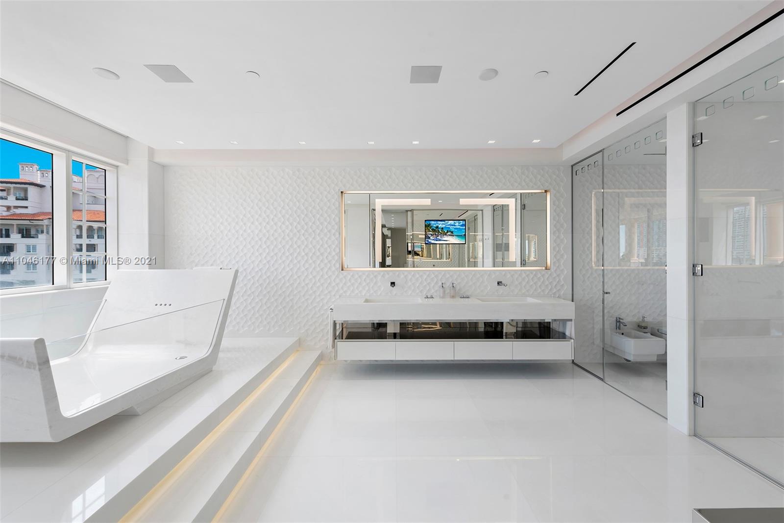 PALAZZO DEL MARE AT FISHE - Residential