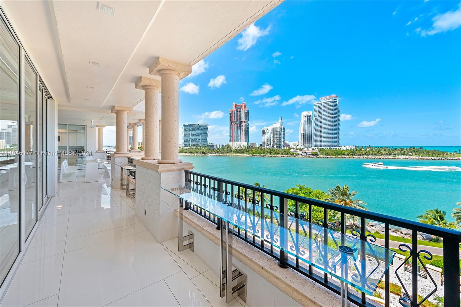 PALAZZO DEL MARE AT FISHE - Residential