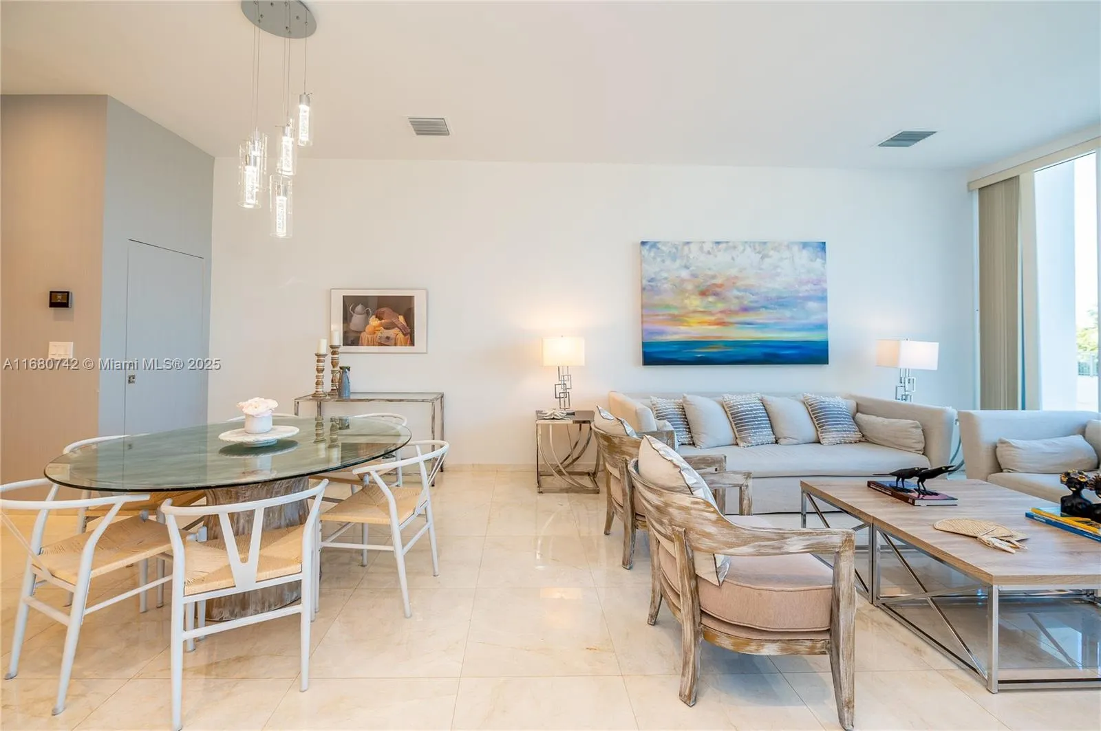 Key Biscayne, Florida 33149, United States, 1 Bedroom Bedrooms, ,2 BathroomsBathrooms,Residential,Active,37451