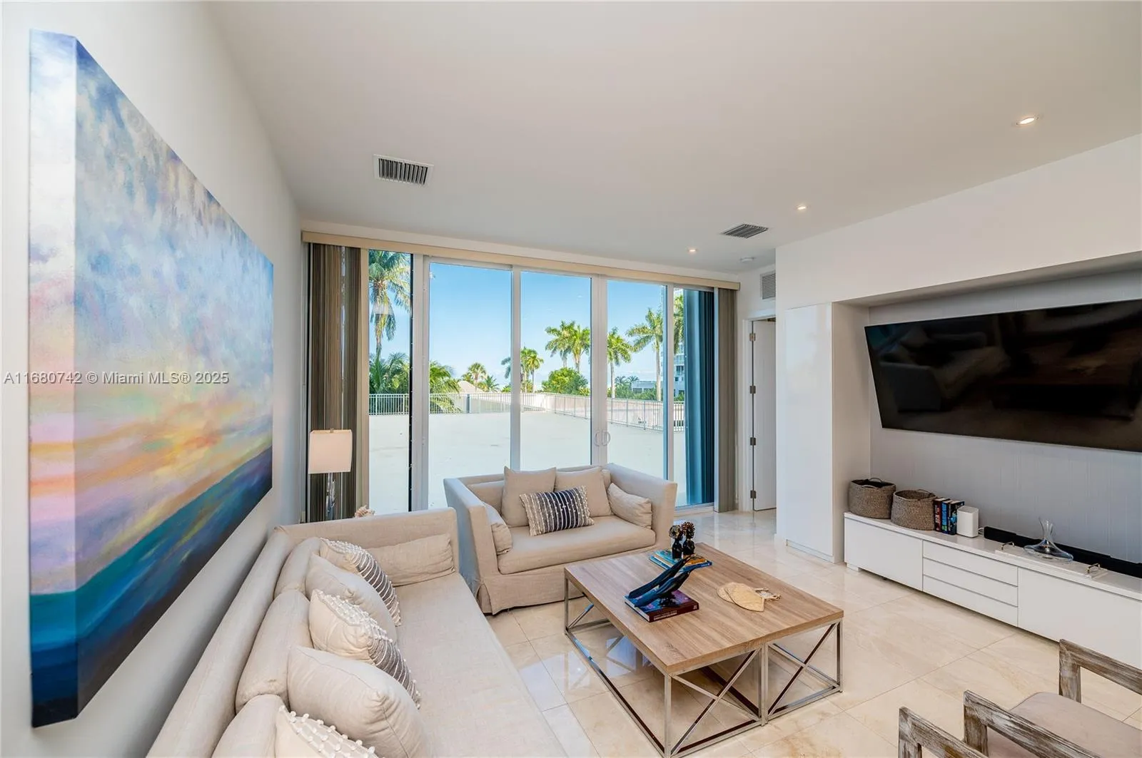 Key Biscayne, Florida 33149, United States, 1 Bedroom Bedrooms, ,2 BathroomsBathrooms,Residential,Active,37451