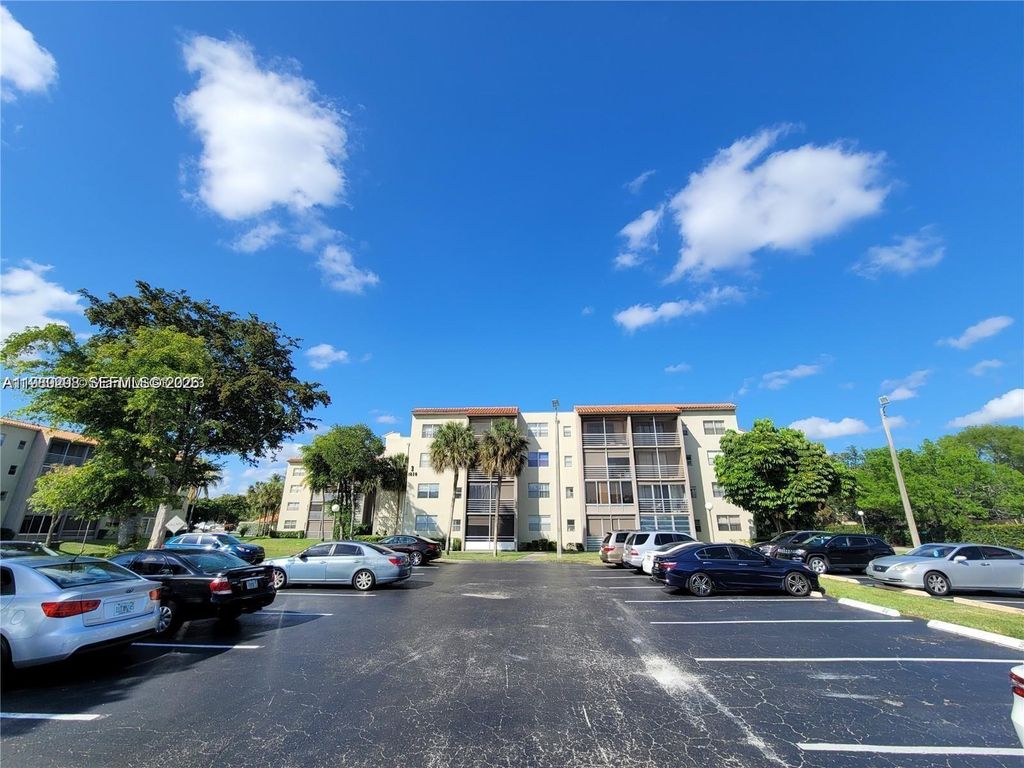 Photo of 1820 SW 81st Ave #3304, North Lauderdale, FL 33068 (MLS # A11980298)