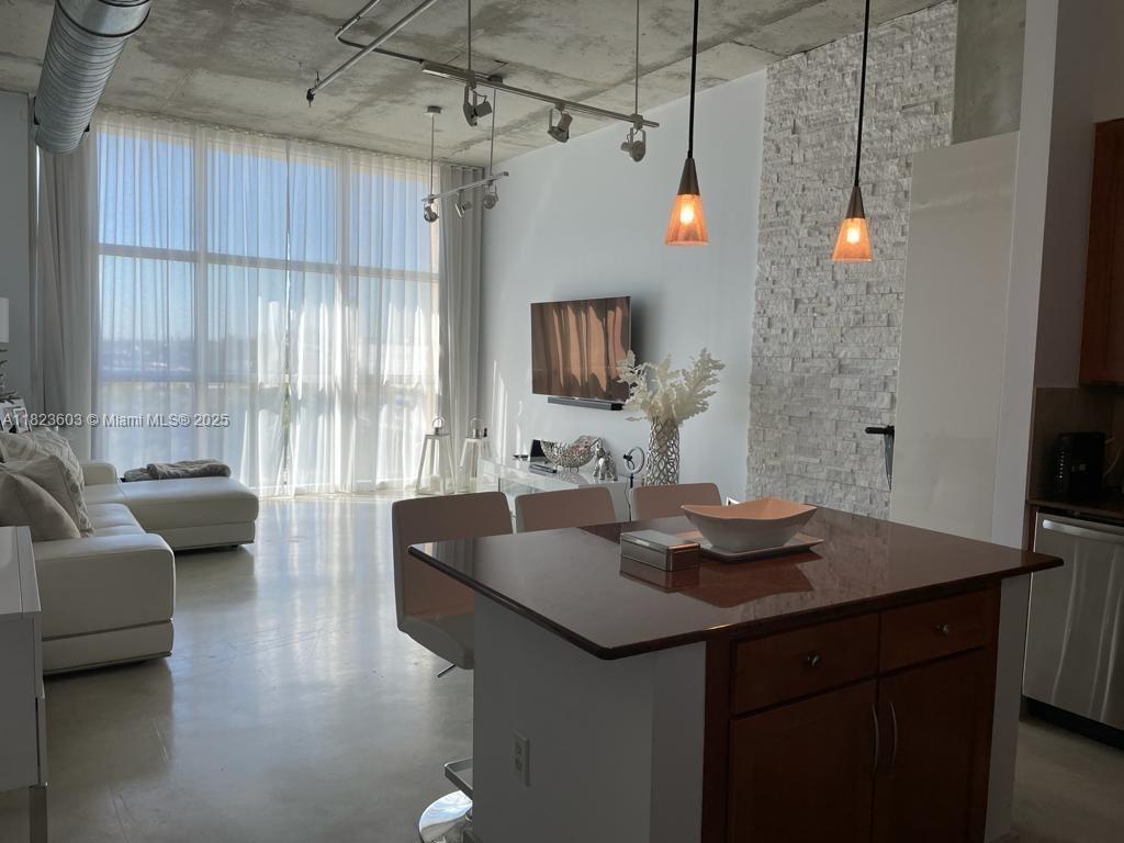 2001 Biscayne Blvd 3608