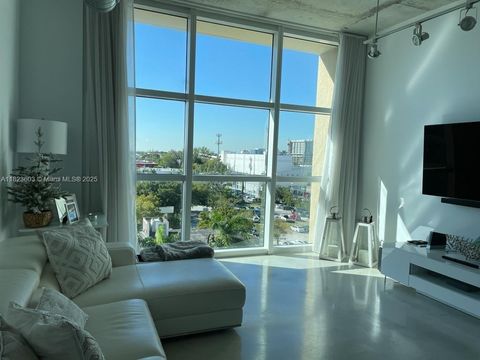 2001 Biscayne Blvd 3608 Miami FL 33137