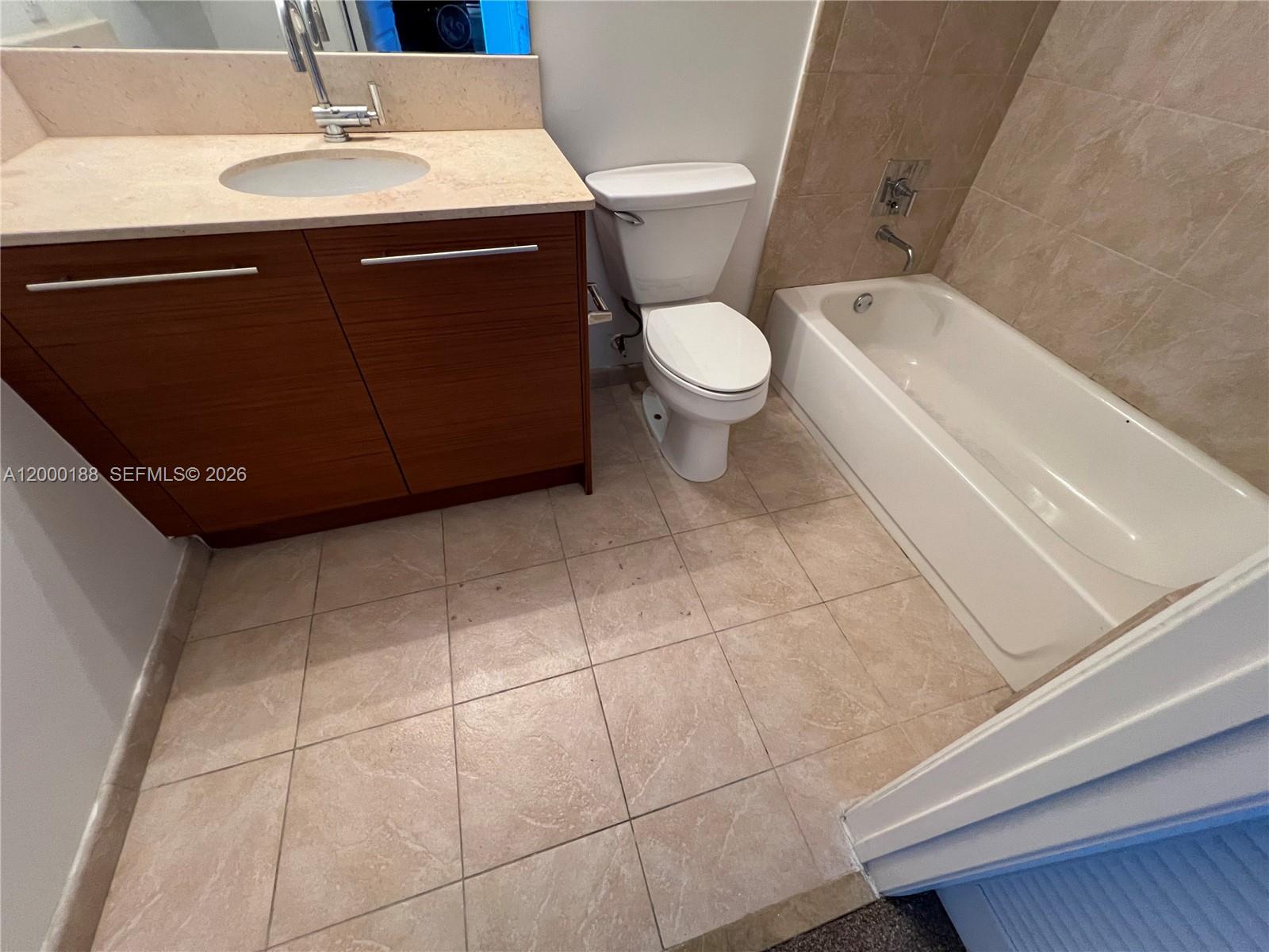 TAO SAWGRASS CONDOMINIUM - Residential Lease