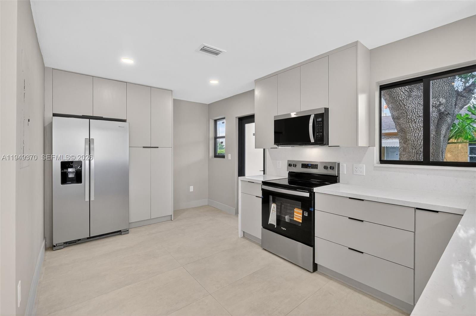 OAKLAND PARK - Residential