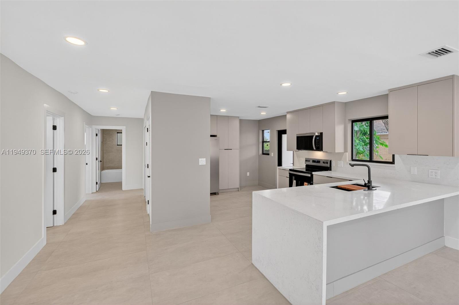 OAKLAND PARK - Residential