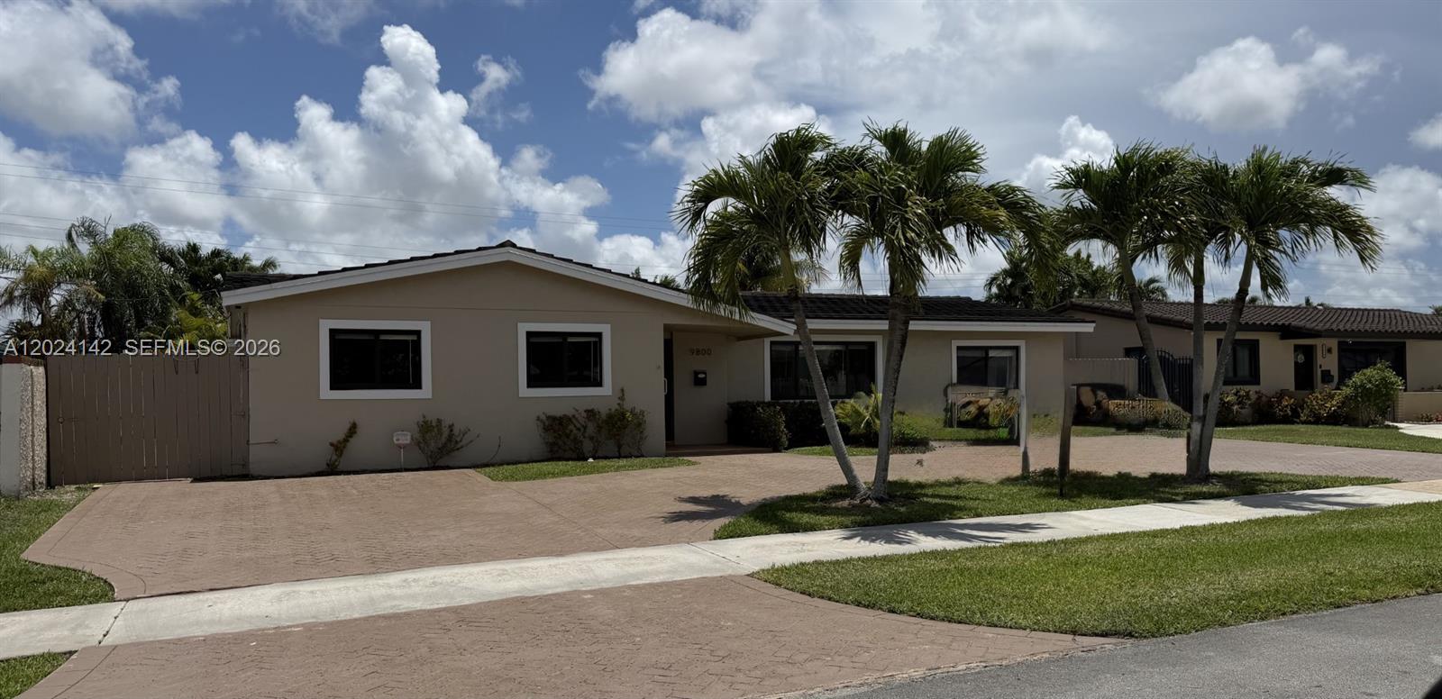 CORAL PARK ESTATES SEC 5 - Residential Lease