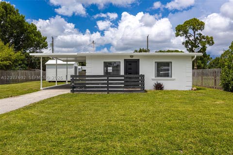 Tiny photo for 1201 Orange Ave, North Fort Myers, FL 33903 (MLS # A12077692)