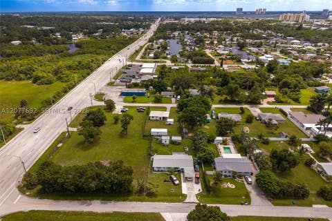 Tiny photo for 1201 Orange Ave, North Fort Myers, FL 33903 (MLS # A12077692)