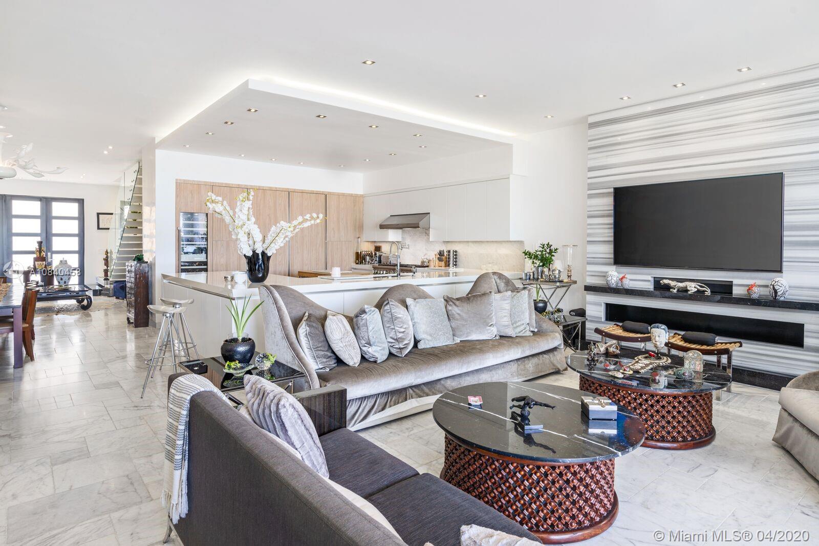 BISCAYNE BEACH-2ND ADDN - Residential