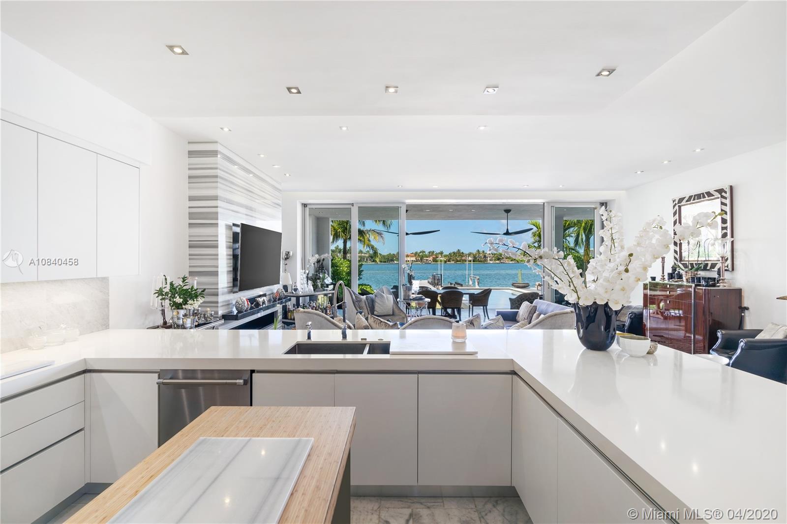 BISCAYNE BEACH-2ND ADDN - Residential