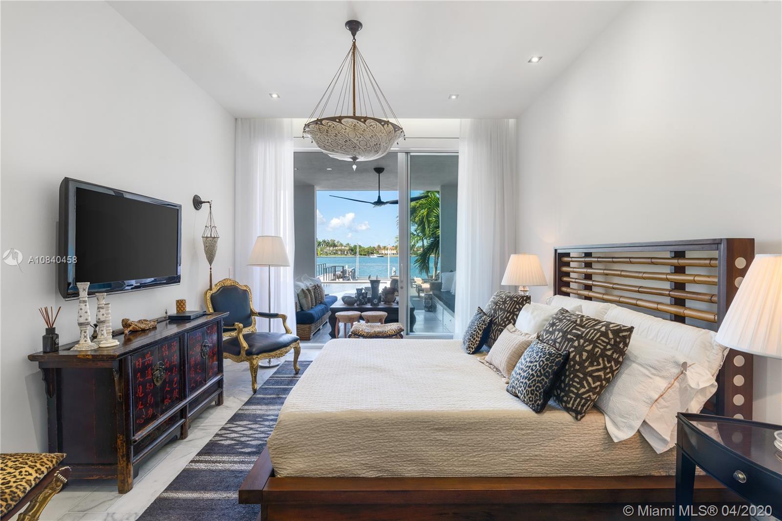 BISCAYNE BEACH-2ND ADDN - Residential