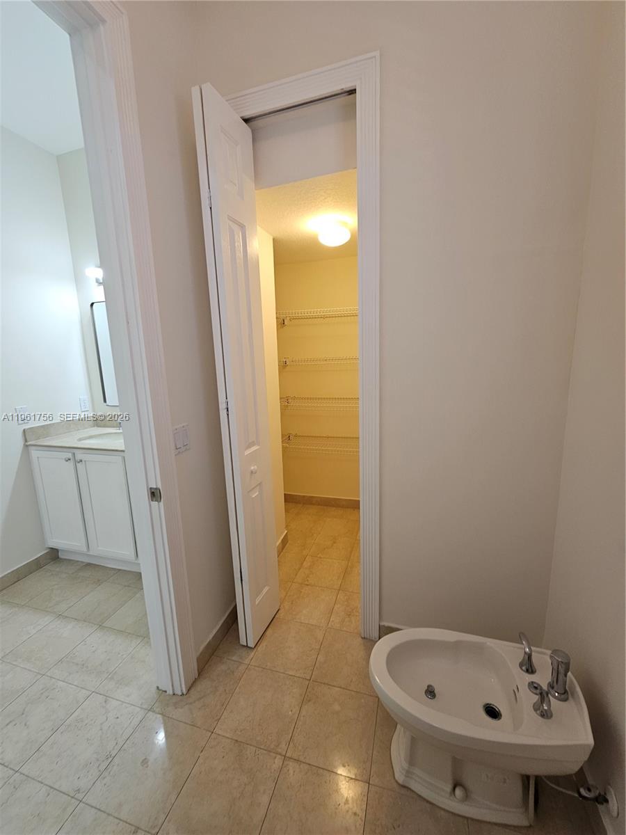 CUTLER CAY - Residential