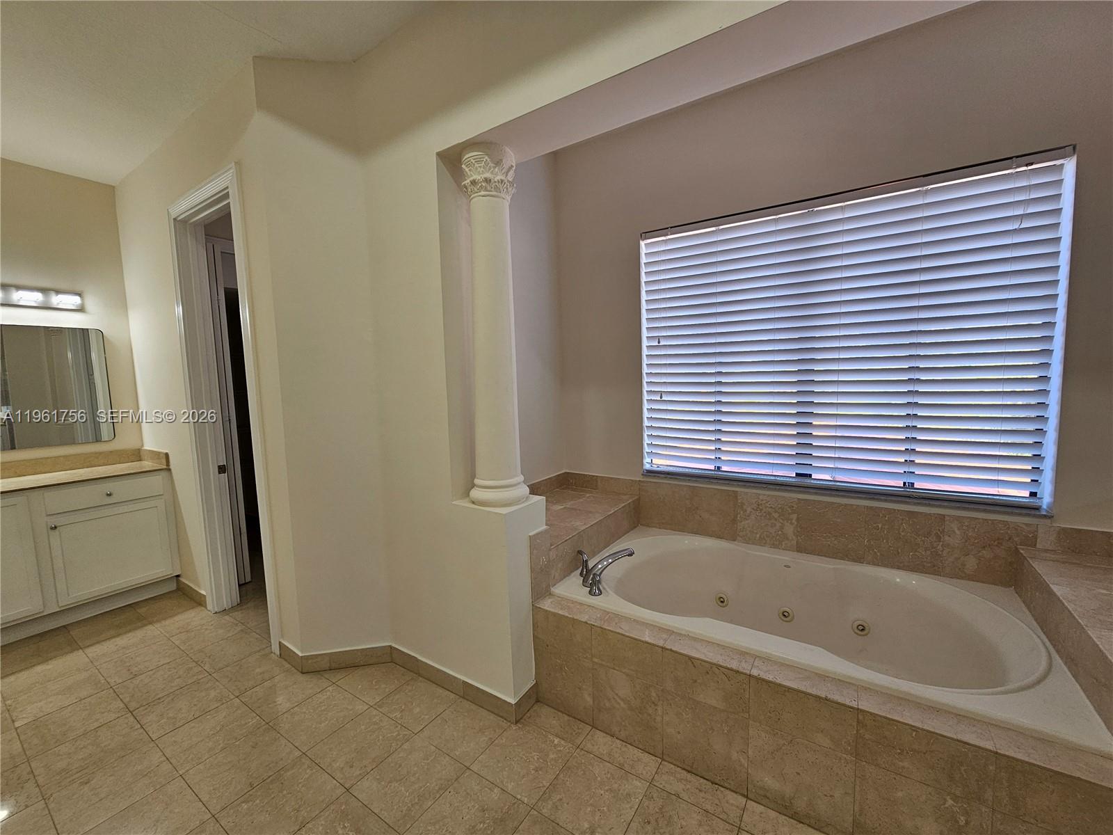 CUTLER CAY - Residential