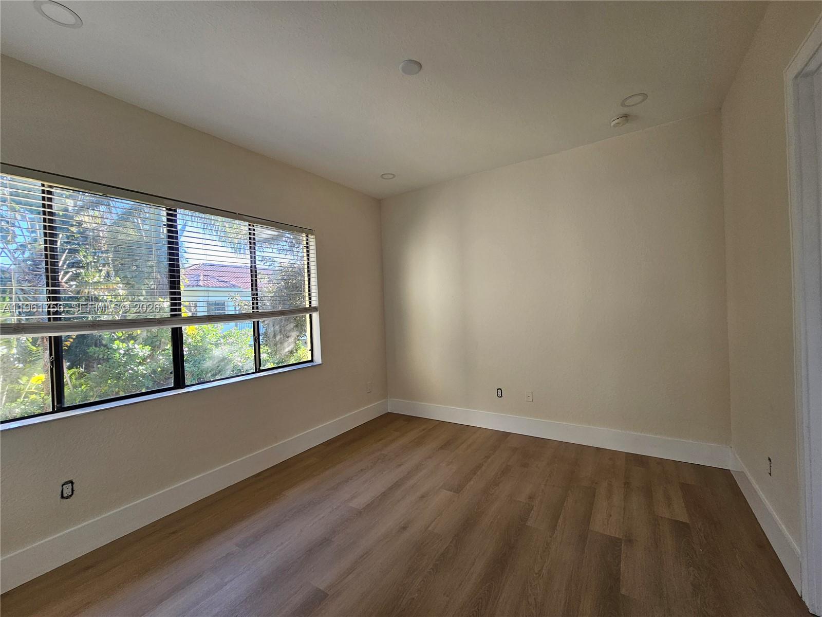 CUTLER CAY - Residential