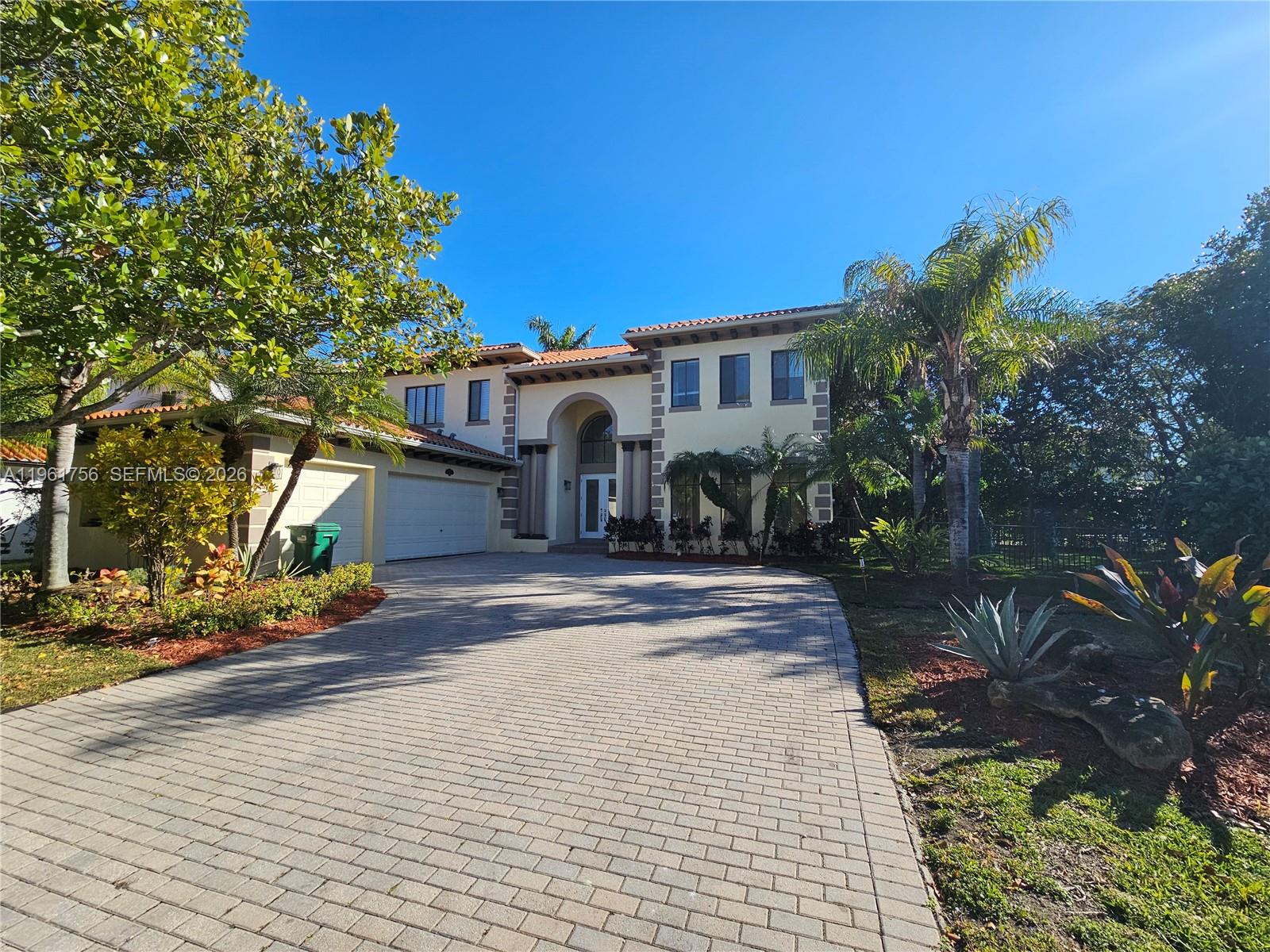 CUTLER CAY - Residential