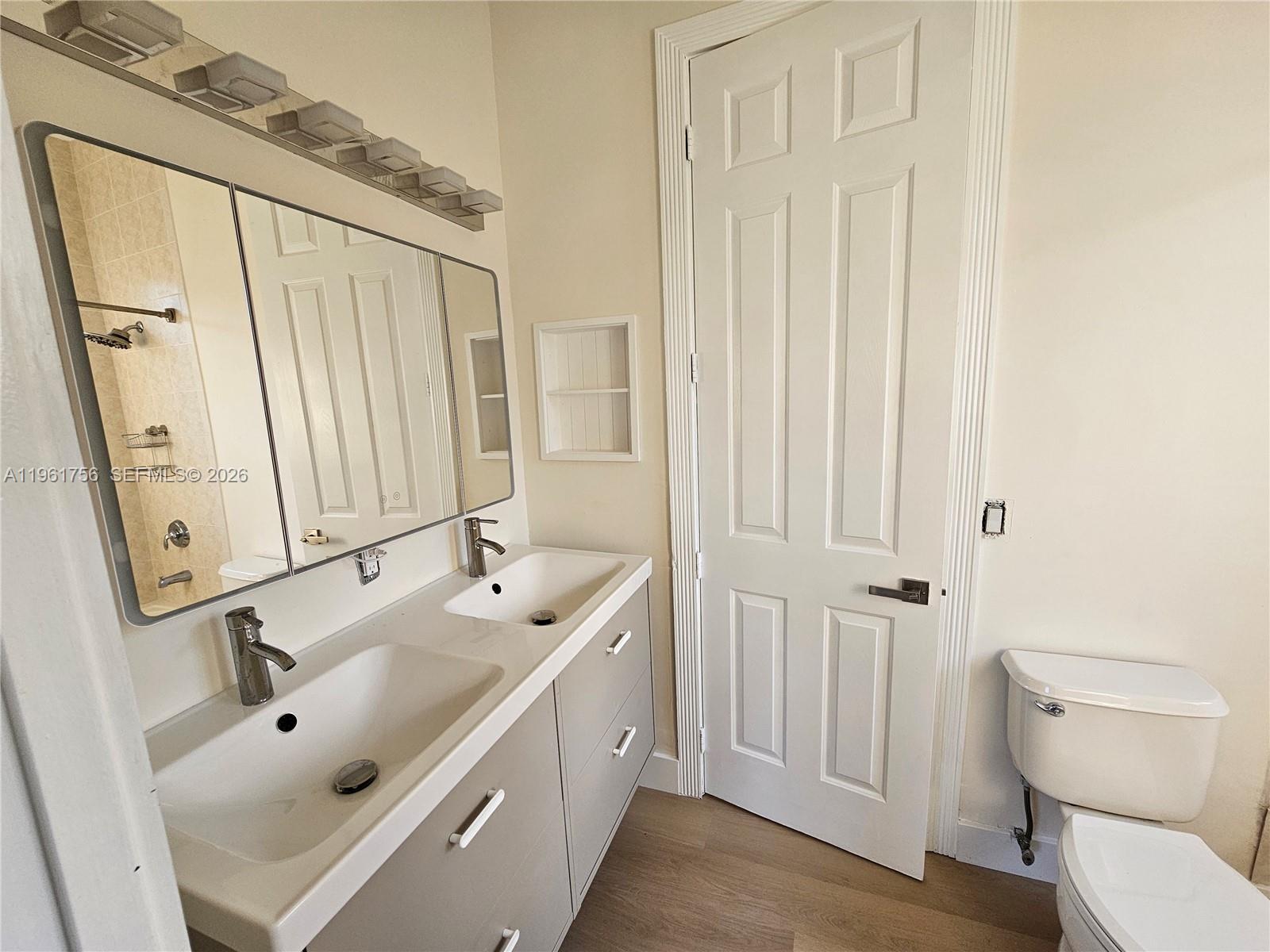 CUTLER CAY - Residential