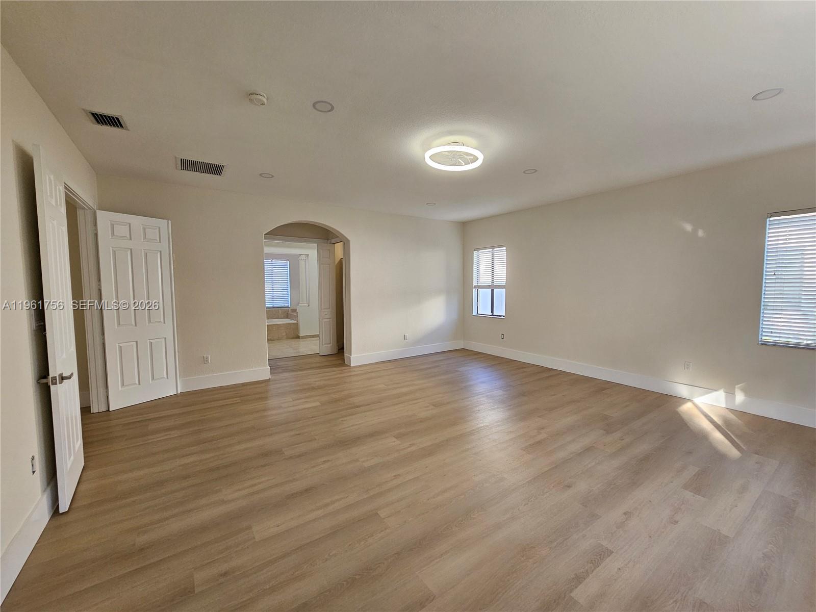 CUTLER CAY - Residential