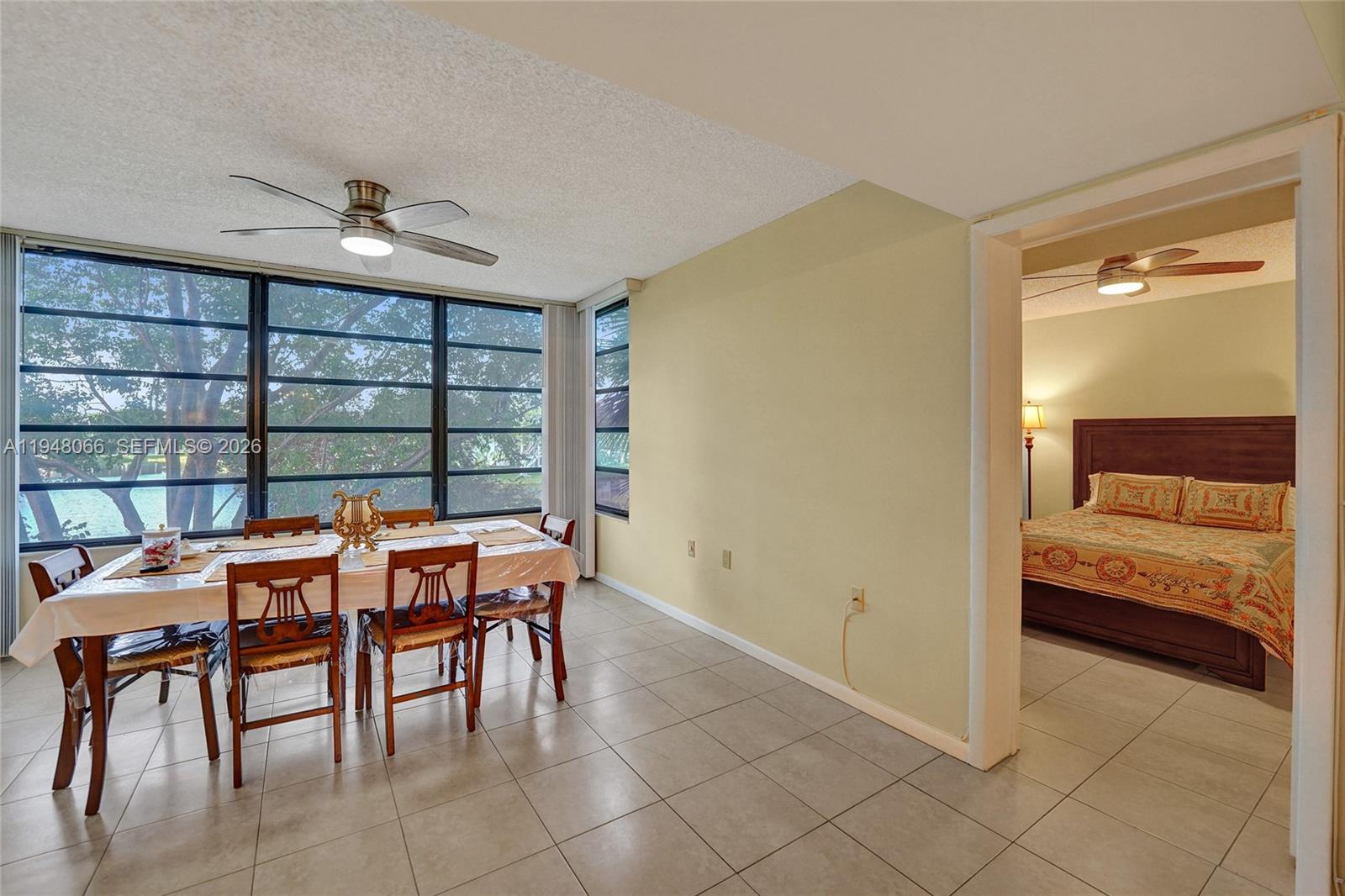 CONDO 22 OF WHITEHALL CON - Residential