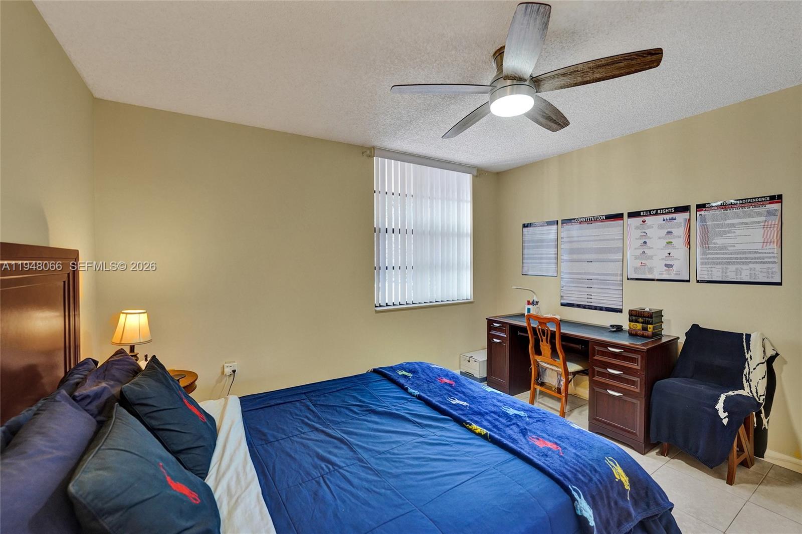 CONDO 22 OF WHITEHALL CON - Residential