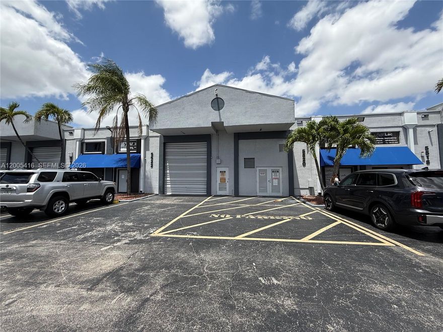 Come see these units located in the hearth of Doral!!!!, it consist of luxury offices and an attached warehouse key location close to airport and major highways, selling two adjoining units 5520 and 5522 , Has two separate office space with there own street entrances. Perfect for joining business or partners that require their own space. Unit has been owner maintained and is well kept. Open warehouse space with separate ac/storage room, remodeled air-conditioned offices with private bathroom/wood floors, kitchenette w/ fridge, newly painted warehouse, pallet racking system, designated parking and over 40 shared guest parking, entrance via nw 72nd ave or nw 74ave
