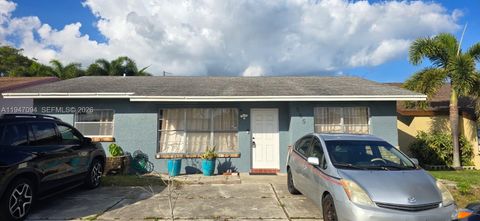 565 NW 54th St Boca Raton FL 33487