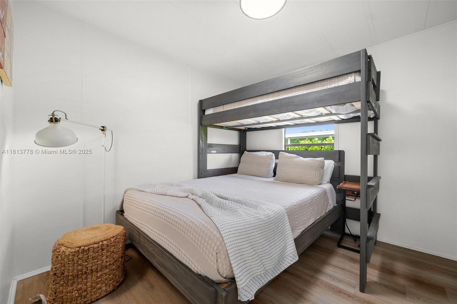 Goodland Isles 1st Additio - Residential Lease