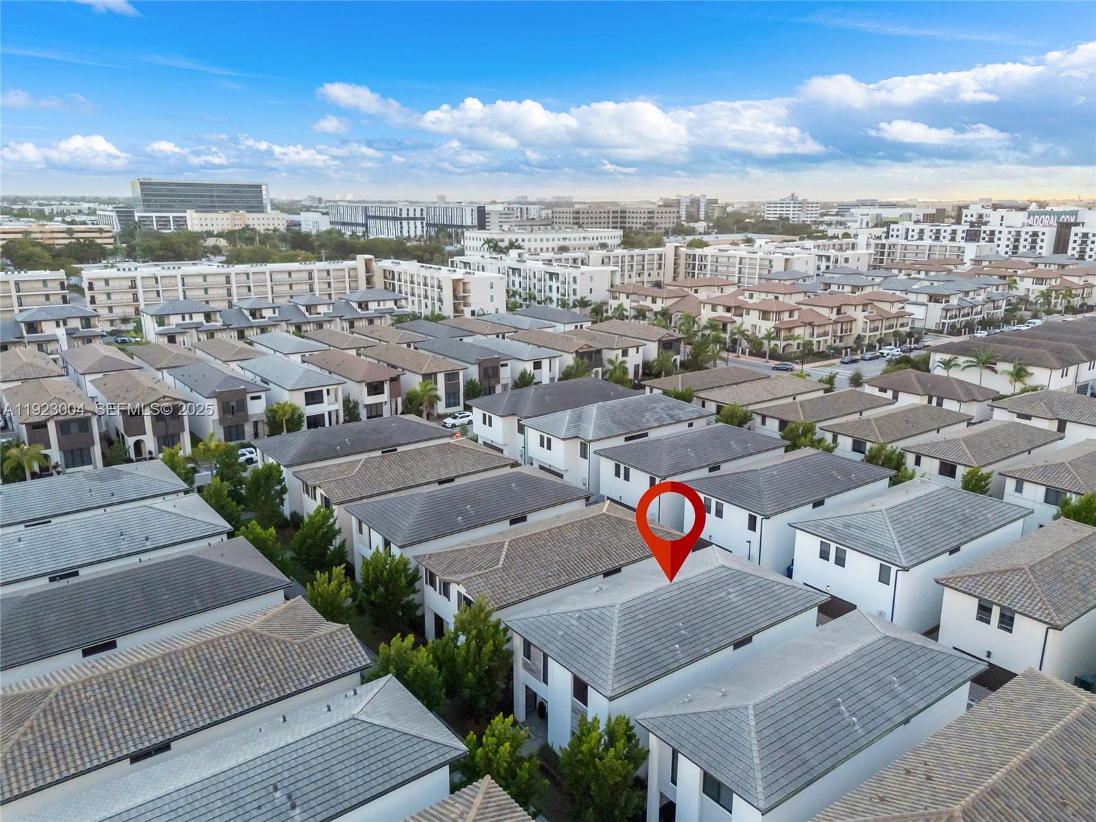 CANARIAS EAST - Residential Lease