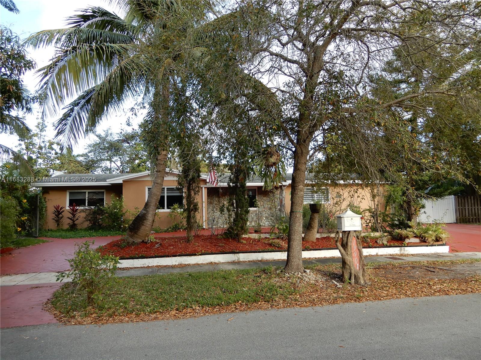 Property for Sale at 19901 Sw 92nd Ave, Cutler Bay, Miami-Dade County, Florida - Bedrooms: 3 
Bathrooms: 2  - $670,000
