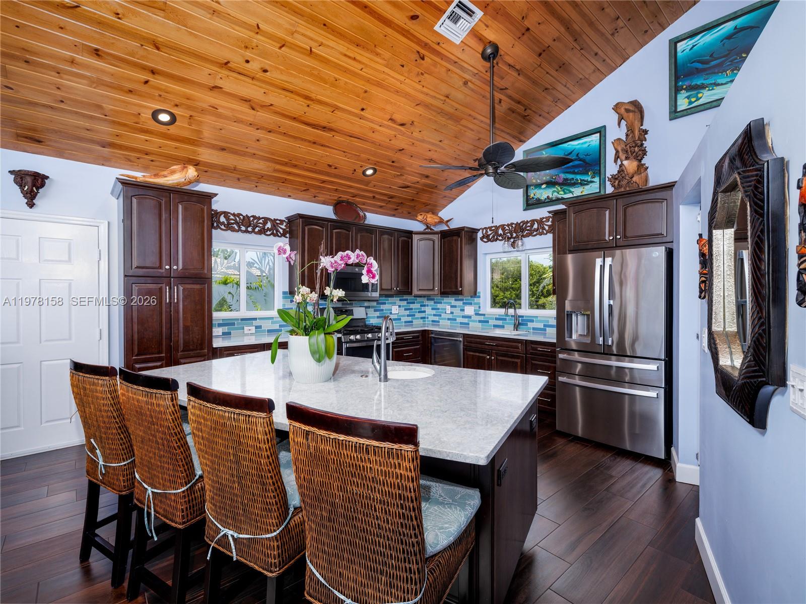 Coco Plum Beach - Residential