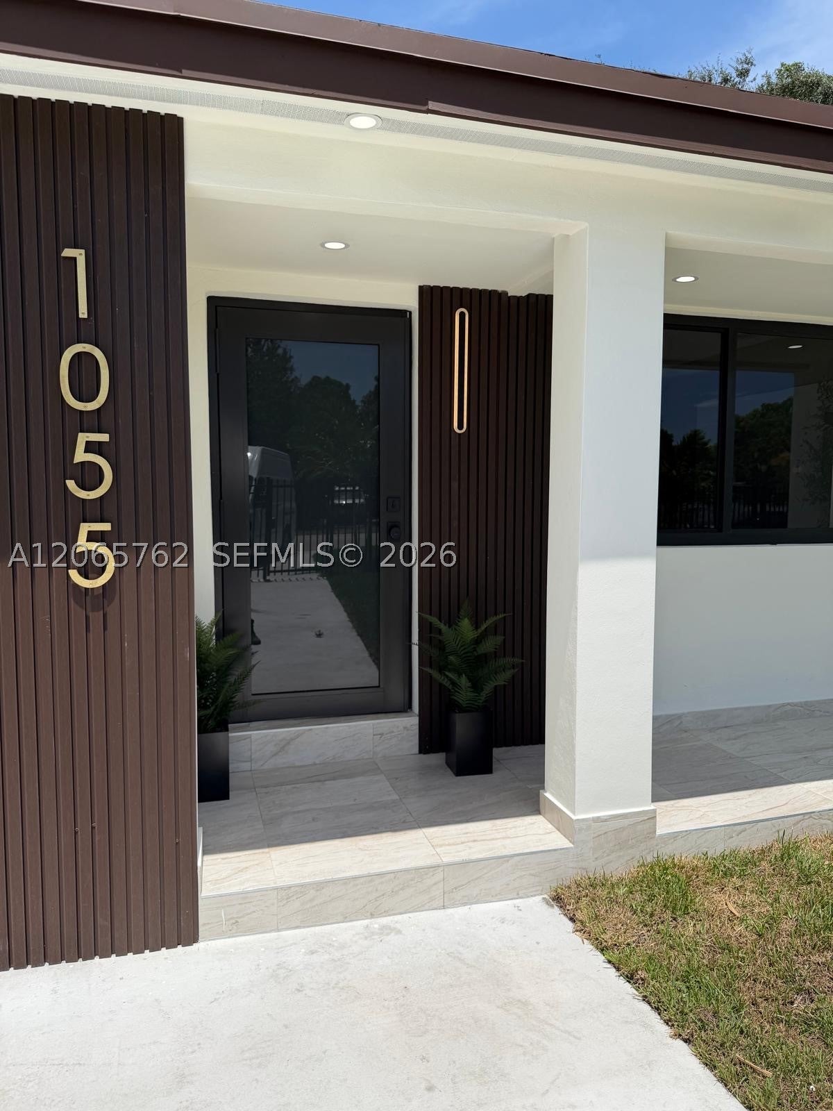 1055 NW 143rd St