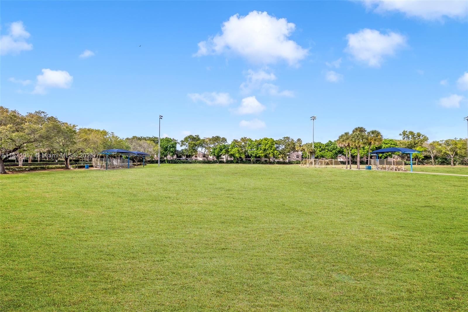 POND APPLE PLACE II CONDO - Residential