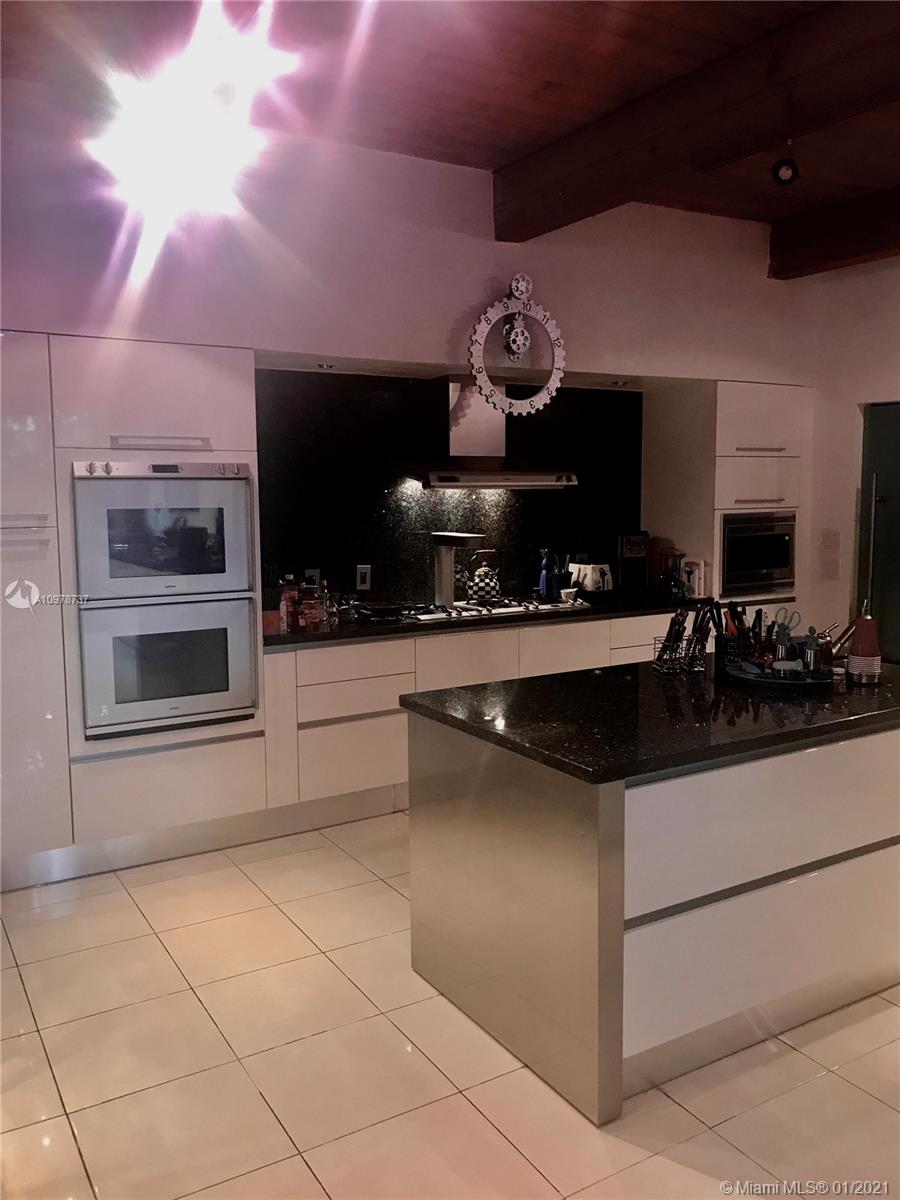 BAY HARBOR ISLAND - Residential