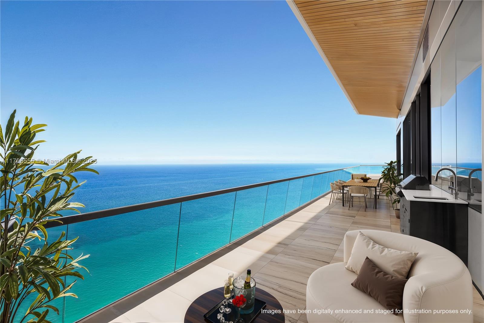 TURNBERRY OCEAN CLUB - Residential