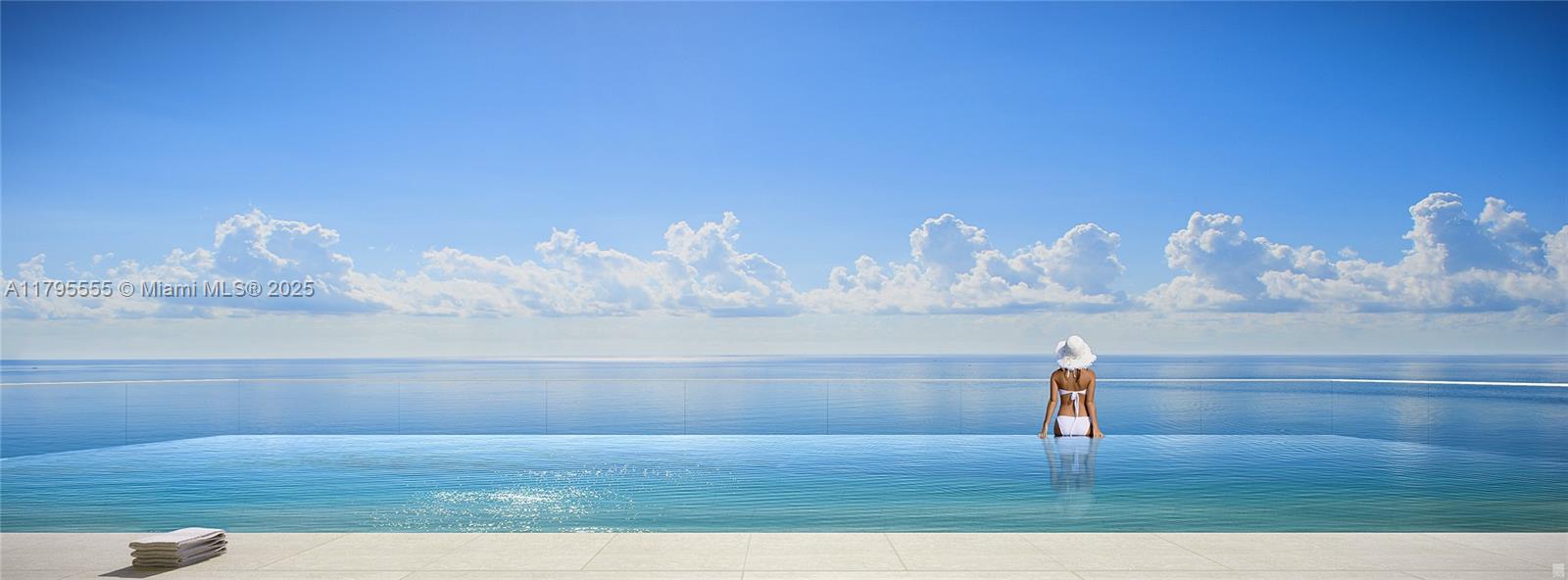 TURNBERRY OCEAN CLUB - Residential
