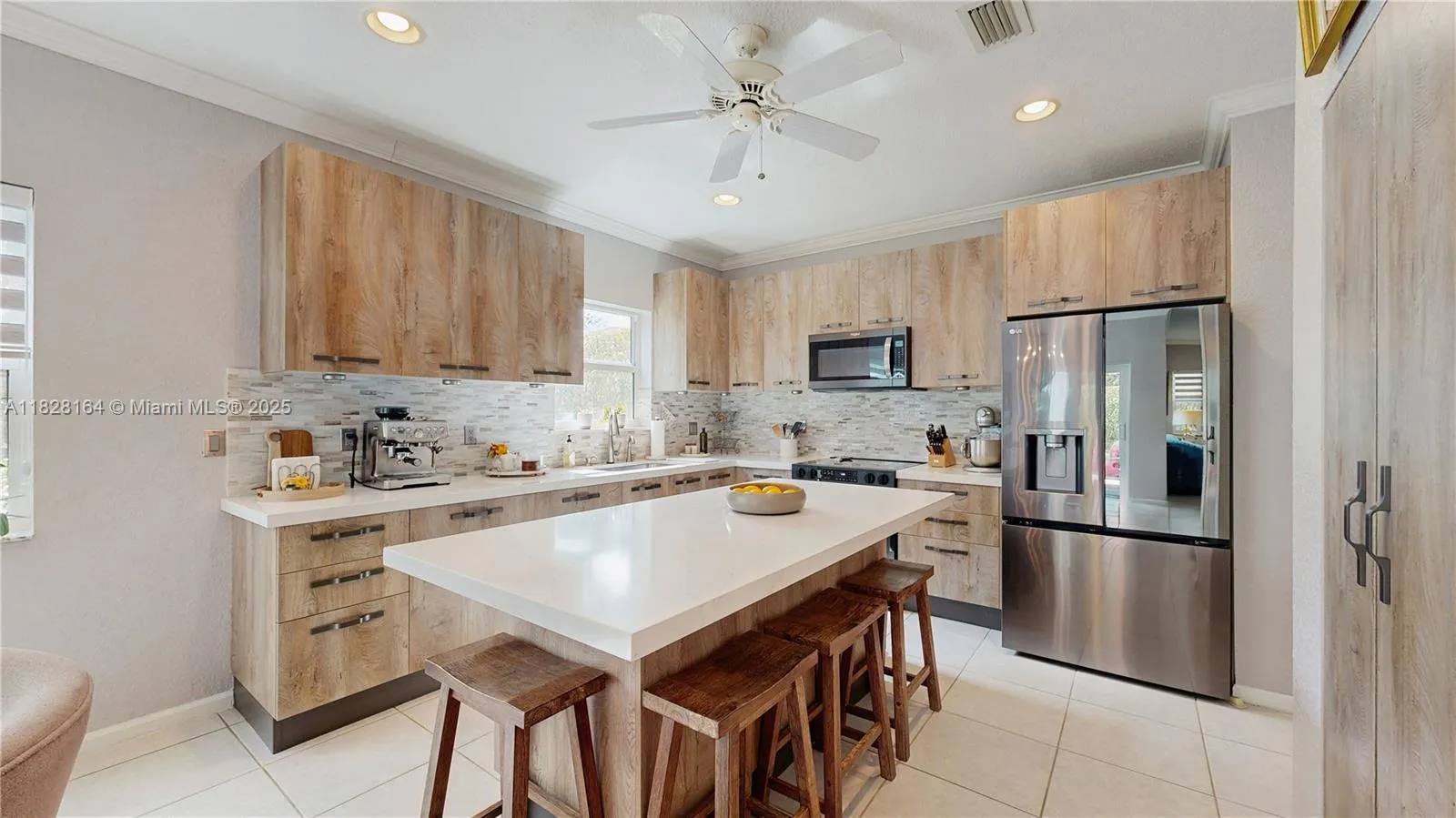 Coral Springs, Florida 33071, United States, 4 Bedrooms Bedrooms, ,3 BathroomsBathrooms,Residential,Active,157771