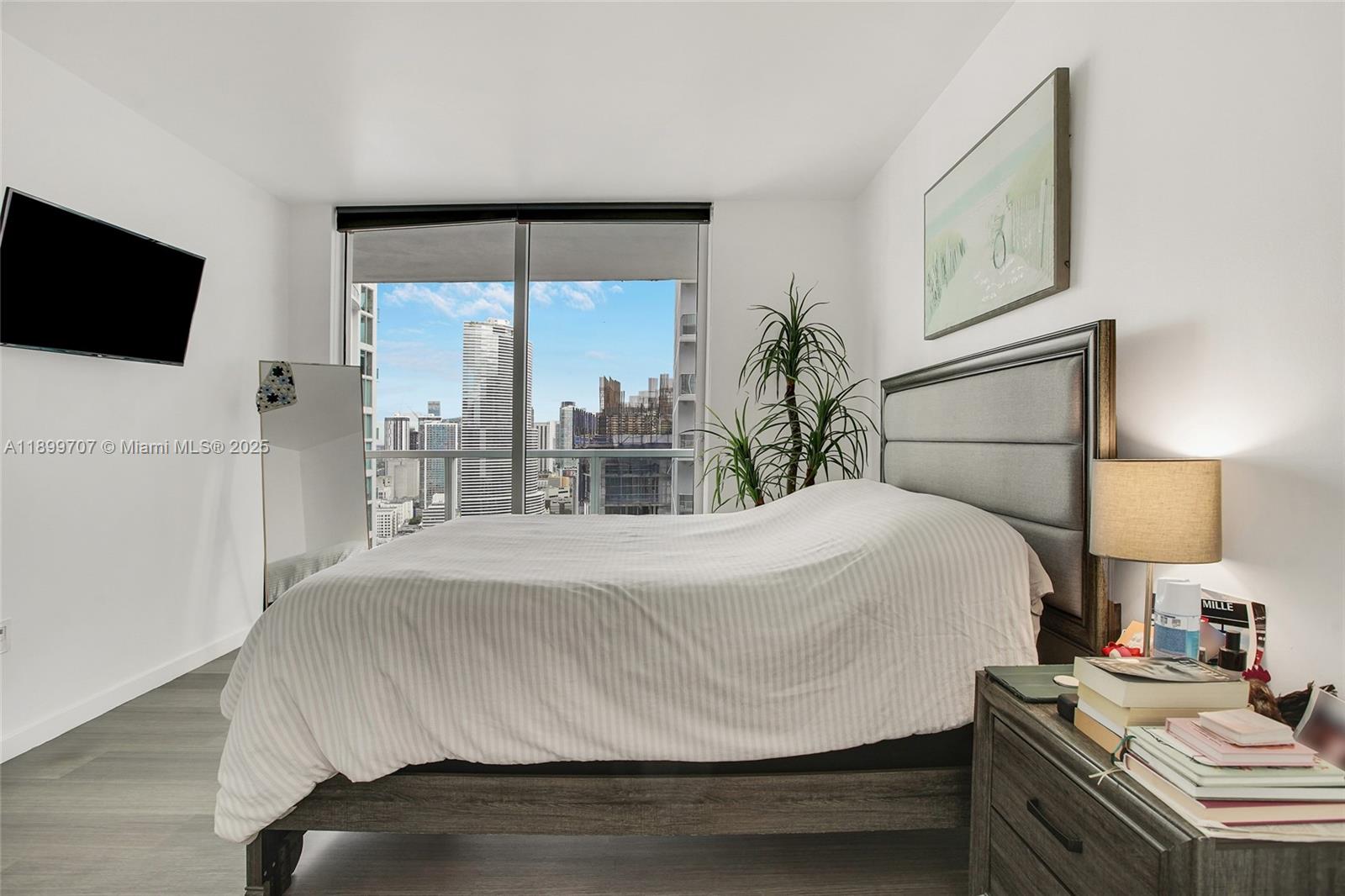 500 BRICKELL WEST CONDO - Residential