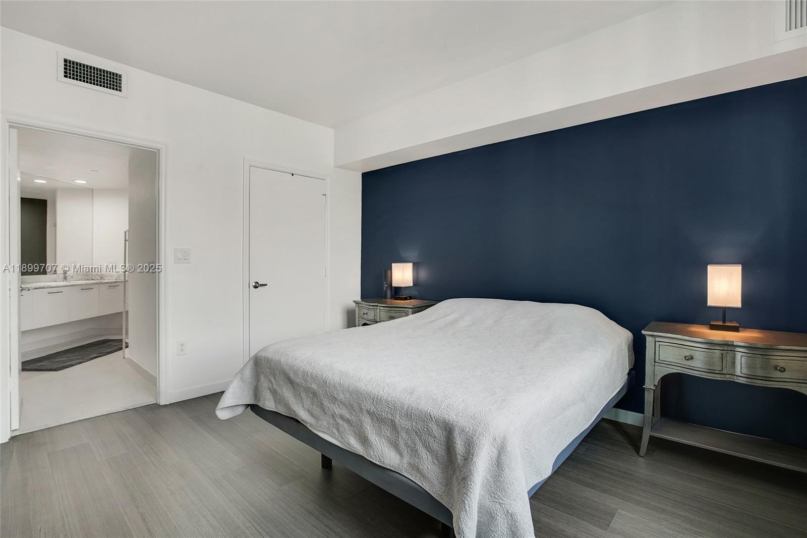 500 BRICKELL WEST CONDO - Residential