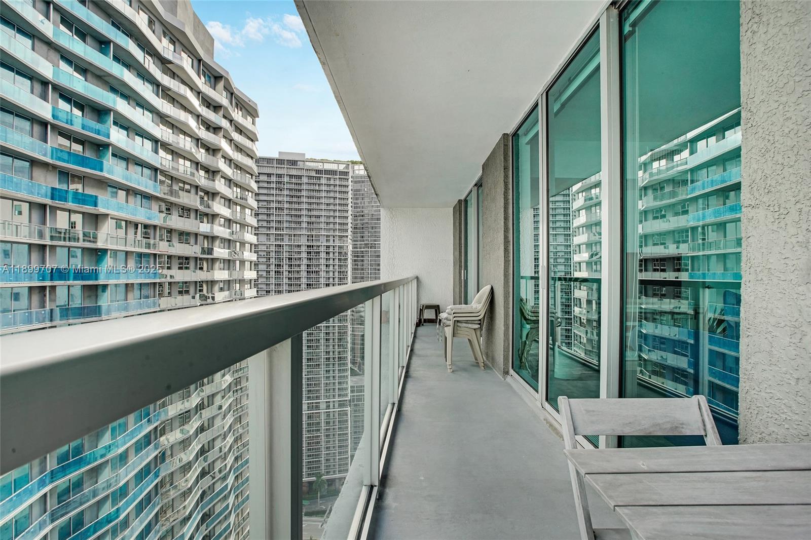 500 BRICKELL WEST CONDO - Residential