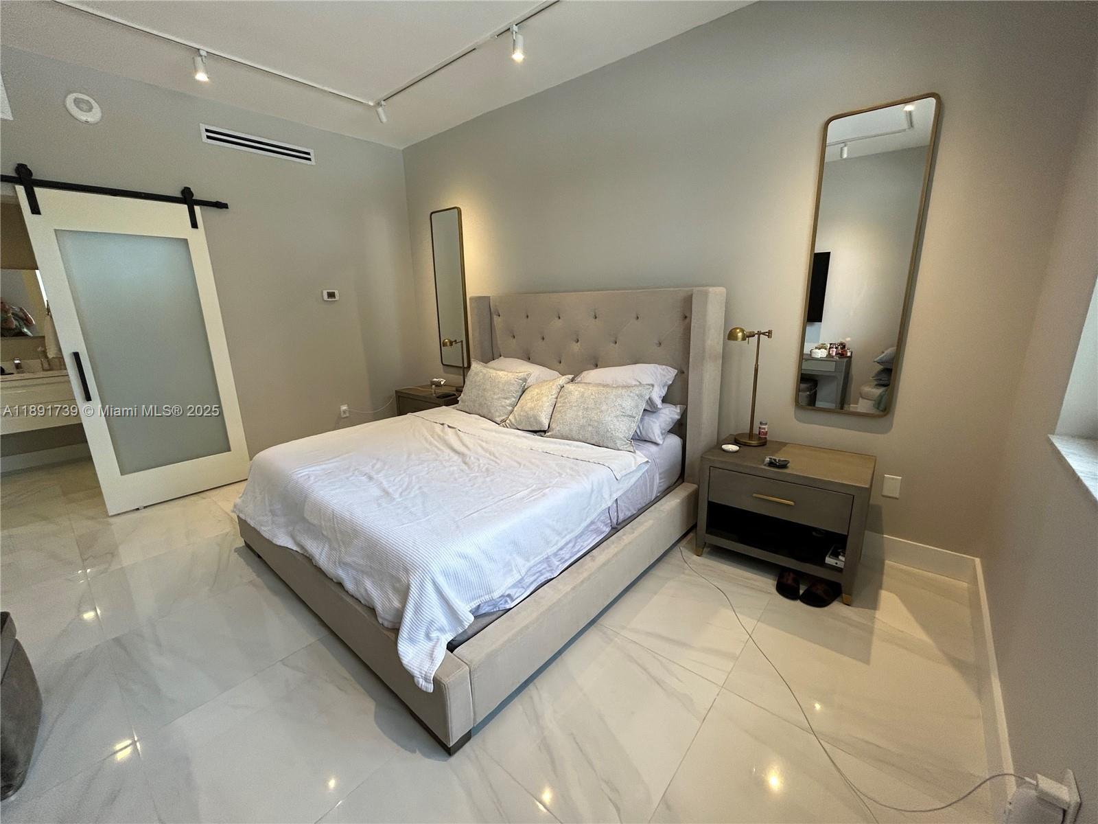 GABLES PLAZA CONDO - Residential Lease